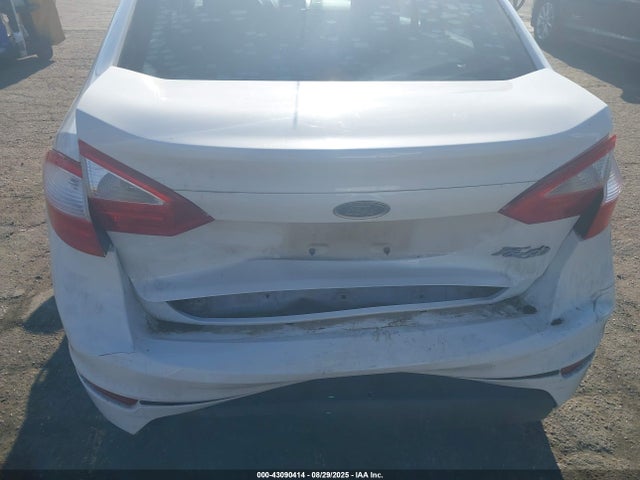 Ford Fiesta 2015 3FADP4AJ4FM110816 Image 6