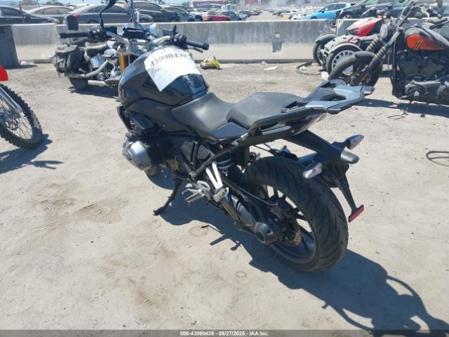 2015 BMW R1200 WB10A1405FZ196869 Photo 2