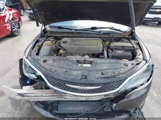 1C3CCCAB2FN635114 Chrysler 2015