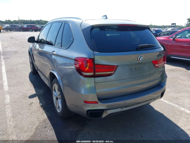 2017 BMW X5 5UXKR6C56H0J83942 Photo 2