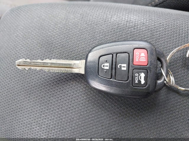 Toyota 2zr-fe 2019 2T1BURHE2KC195948 Image 11