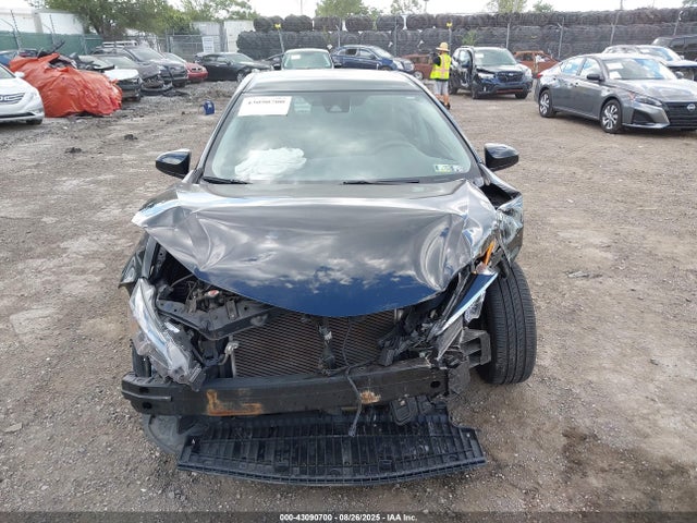Toyota 2zr-fe 2019 2T1BURHE2KC195948 Image 13