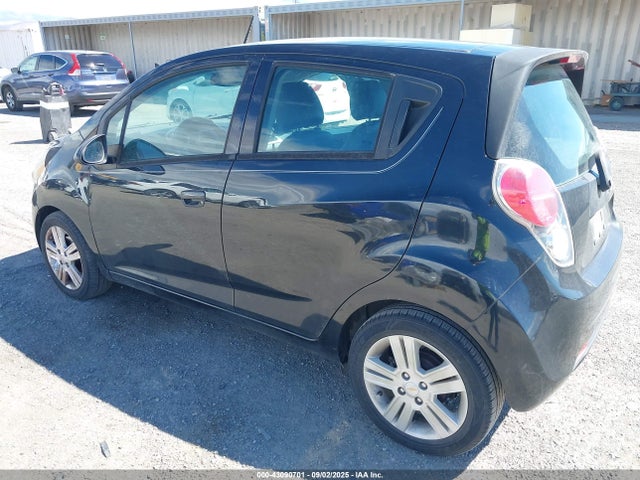 Chevrolet ll0 2014 KL8CB6S95EC576767 Image 3