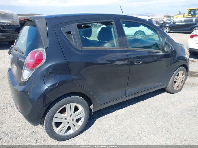 Chevrolet ll0 2014 KL8CB6S95EC576767 Image 4