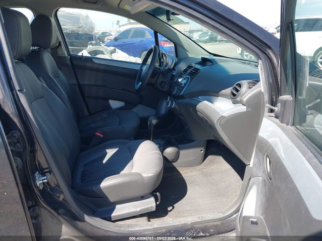 Chevrolet ll0 2014 KL8CB6S95EC576767 Image 5