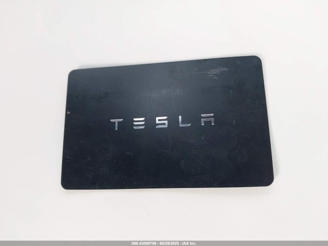 5YJ3E1ET3RF785619 Tesla MODEL 3