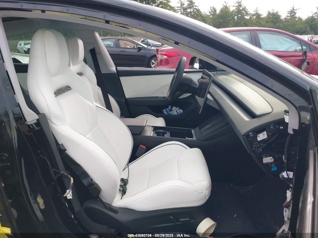 5YJ3E1ET3RF785619 Tesla MODEL 3