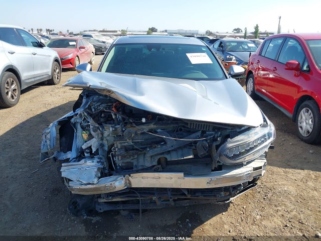 1HGCV3F42MA004370 Honda lfb2
