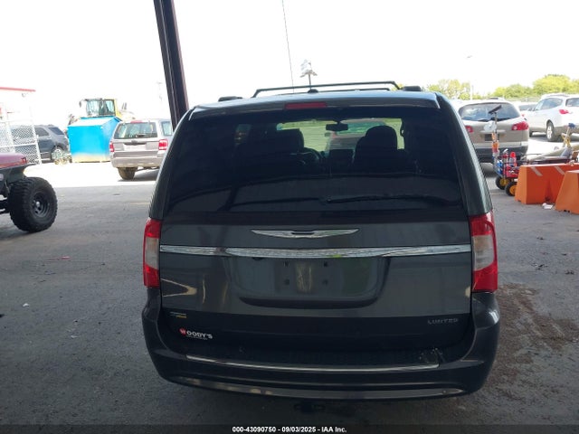 Chrysler Town and Country 2016 2C4RC1GG2GR306656 Image 16