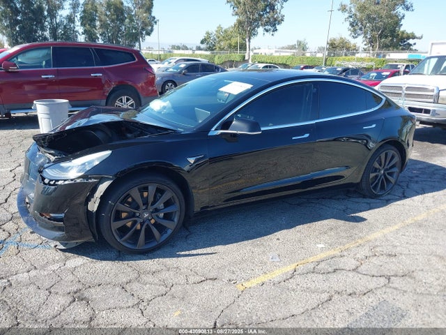 2018 TESLA MODEL 3 5YJ3E1EA5JF176213 Photo 1