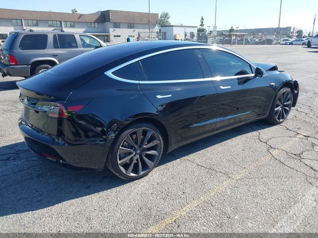 2018 TESLA MODEL 3 5YJ3E1EA5JF176213 Photo 3