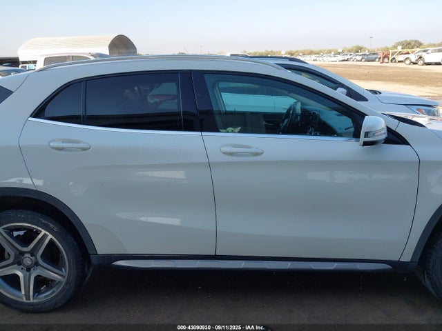 Mercedes-Benz GLA-Class 2015 WDCTG4GB0FJ068352 Image 13