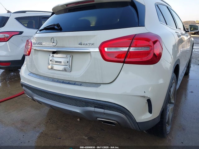 Mercedes-Benz GLA-Class 2015 WDCTG4GB0FJ068352 Image 6