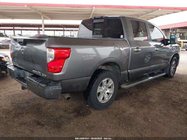 1N6AA1E62HN504906 Nissan Titan