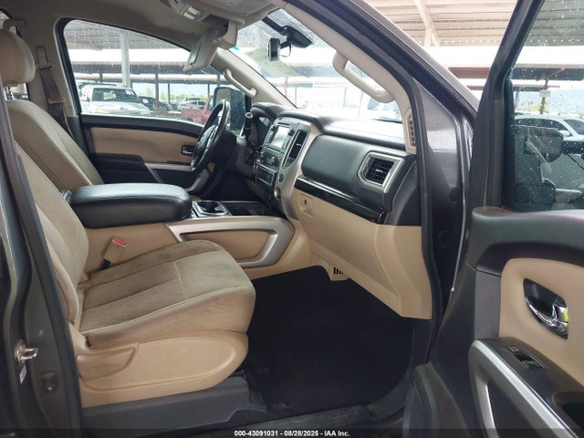 1N6AA1E62HN504906 Nissan Titan