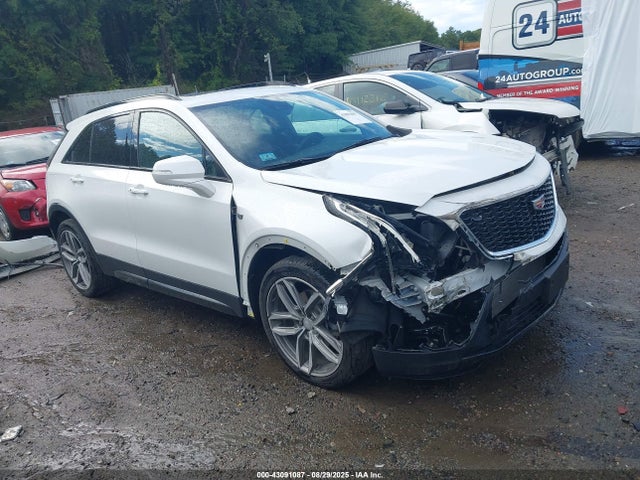 2023 CADILLAC XT4 1GYFZFR47PF152173 Photo 0