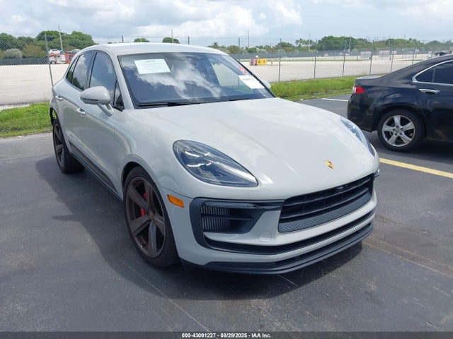 Porsche Macan 2022 WP1AG2A55NLB22234 Image 19