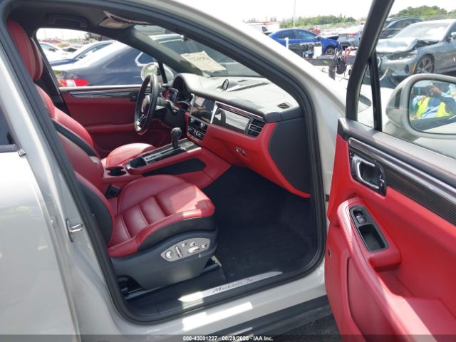 2022 PORSCHE MACAN WP1AG2A55NLB22234 Photo 4