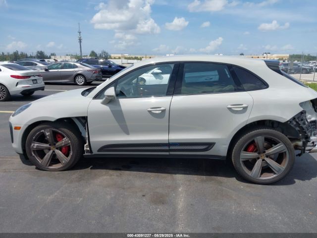 2022 PORSCHE MACAN WP1AG2A55NLB22234 Photo 5