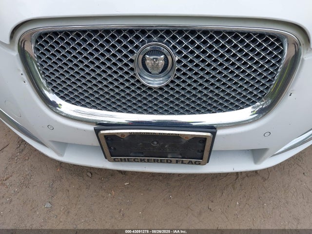 2013 JAGUAR XF SAJWA0ES4DPU08386 Photo 5