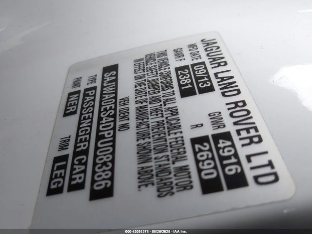 2013 JAGUAR XF SAJWA0ES4DPU08386 Photo 8