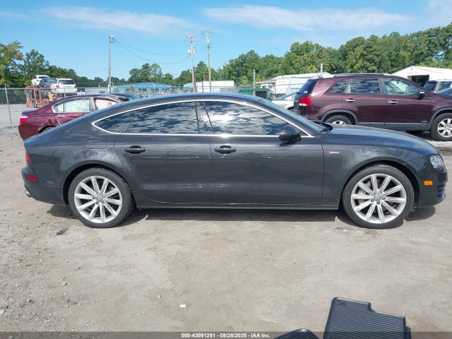 WAUWGAFC5FN011114 Audi A7