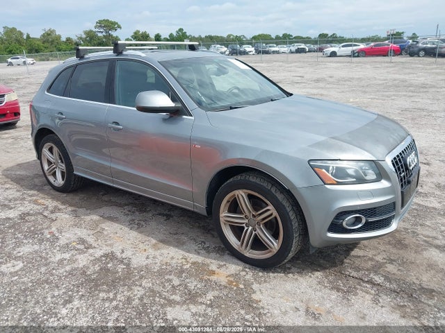 2010 AUDI Q5 WA1MKAFP6AA075880 Photo 0