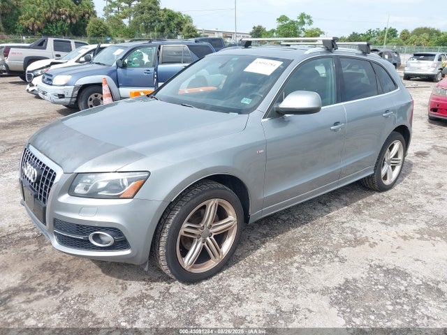 2010 AUDI Q5 WA1MKAFP6AA075880 Photo 1