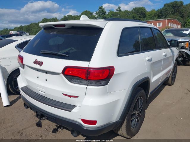 2017 JEEP GRAND CHEROKEE 1C4RJFLT4HC761671 Photo 3