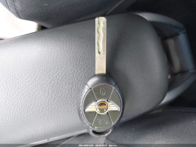 2006 MINI COOPER WMWRC33546TJ75234 Photo 10