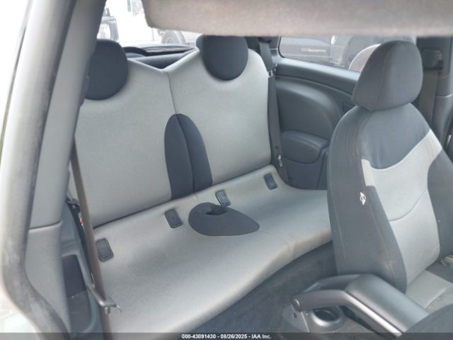 2006 MINI COOPER WMWRC33546TJ75234 Photo 7