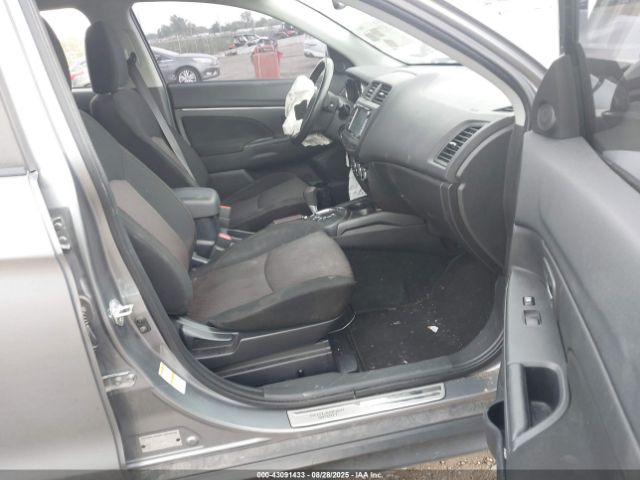 2017 MITSUBISHI OUTLANDER SPORT JA4AR3AU5HZ045126 Photo 4