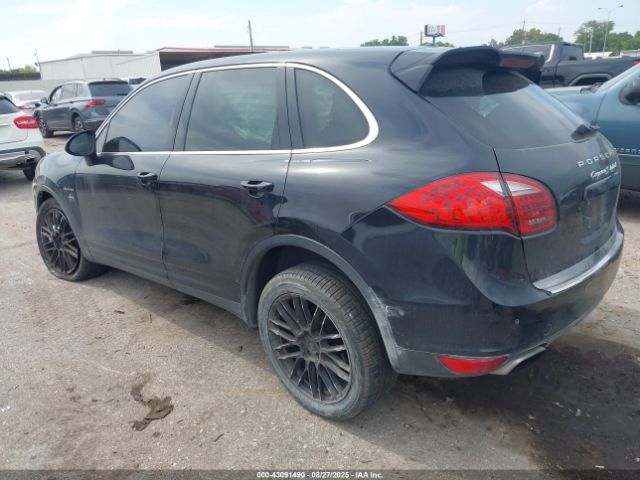 2013 PORSCHE CAYENNE HYBRID WP1AE2A25DLA14366 Photo 2