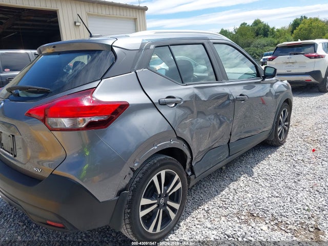 3N1CP5CU4JL546666 Nissan 2018