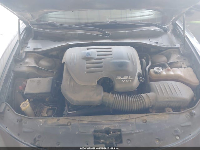 43091632 :رقم المزاد ، 2C3CDXBG5KH643855 vin ، 2019 Dodge Charger Sxt Rwd مزاد بيع