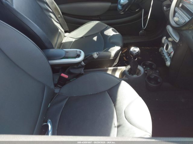 2008 MINI COOPER CLUBMAN WMWML33538TJ46594 Photo 4