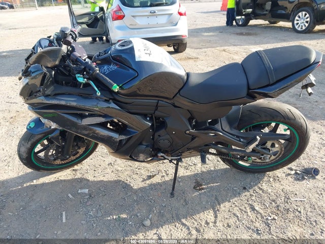Kawasaki Ninja 650 2016 JKAEXEE10GDA22774 Image 13