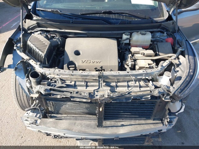 43091750 :رقم المزاد ، 5GAERBKW6JJ257301 vin ، 2018 Buick Enclave Essence مزاد بيع