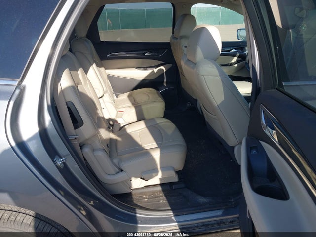 43091750 :رقم المزاد ، 5GAERBKW6JJ257301 vin ، 2018 Buick Enclave Essence مزاد بيع