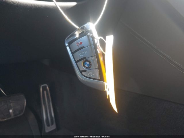 2021 BMW M8 GRAN COUPE WBSGV0C06MCF63758 Photo 10