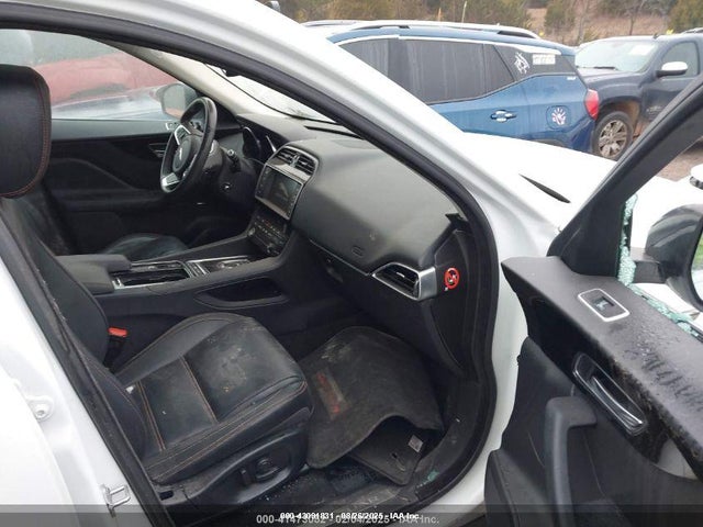 2018 JAGUAR F-PACE SADCK2FX6JA328269 Photo 4