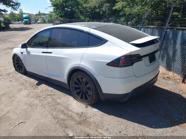 2023 TESLA MODEL X 7SAXCAE5XPF380625 Photo 2