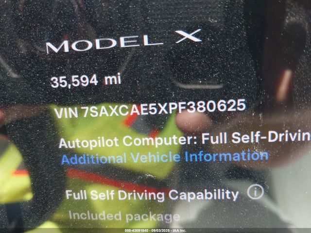 2023 TESLA MODEL X 7SAXCAE5XPF380625 Photo 8
