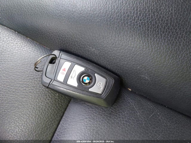 43091884 :رقم المزاد ، WBA5A5C53FD518626 vin ، 2015 Bmw 528i مزاد بيع