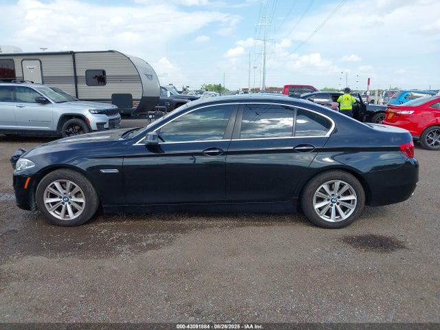43091884 :رقم المزاد ، WBA5A5C53FD518626 vin ، 2015 Bmw 528i مزاد بيع