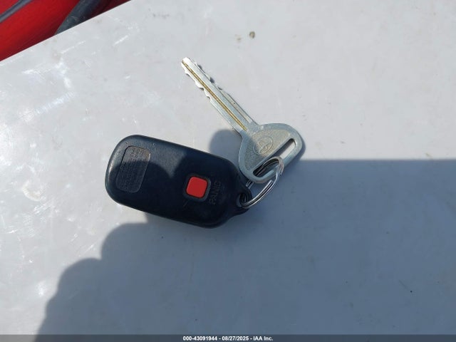 43091944 :رقم المزاد ، JTDBR32E930033155 vin ، 2003 Toyota Corolla Le مزاد بيع