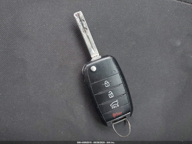 KIA g 2018 KNDJN2A28J7619620 Image 11