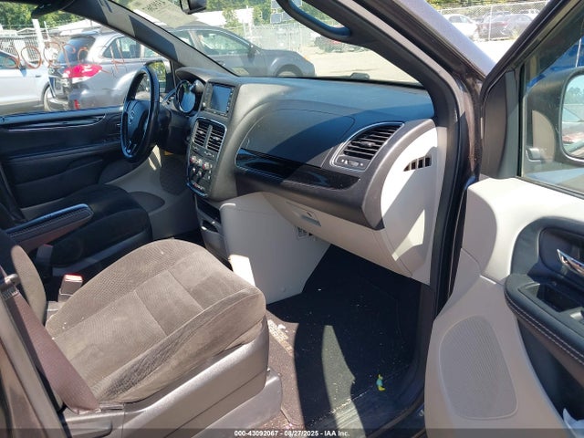Dodge Grand Caravan 2016 2C4RDGBG6GR251412 Image 5