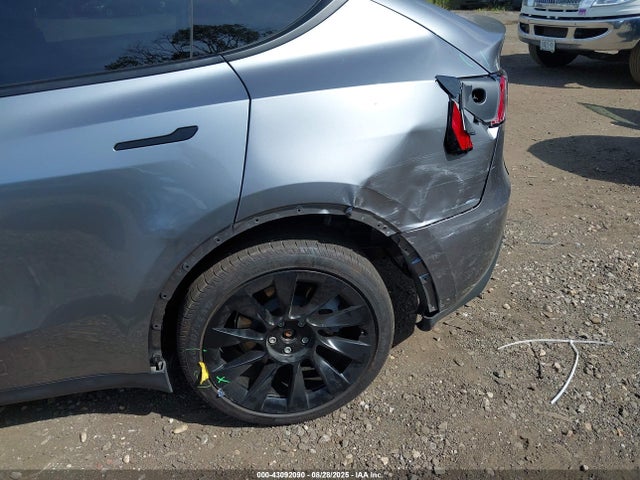 7SAYGDEDXSF229455 Tesla 2025