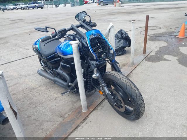 2023 SUZUKI VZR1800 JS1VY53A8P7100066